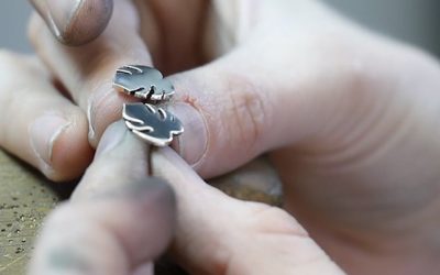 Apprendre la bijouterie : ce qu’il faut savoir pour travailler le métal